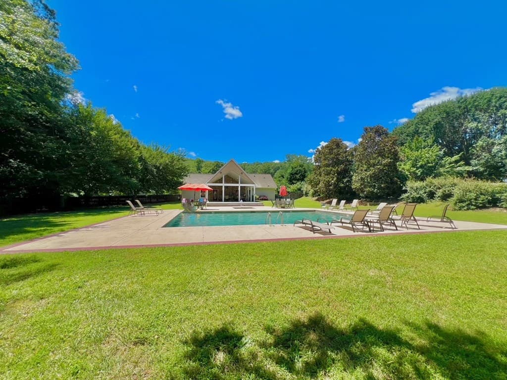 64 Meadow Brooke Drive, Young Harris GA 30582 - Photo