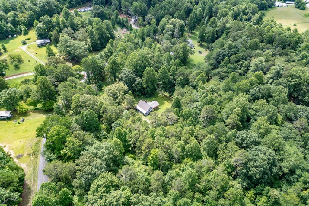 411 Piney Acres Road, Blue Ridge GA 30513 - Photo
