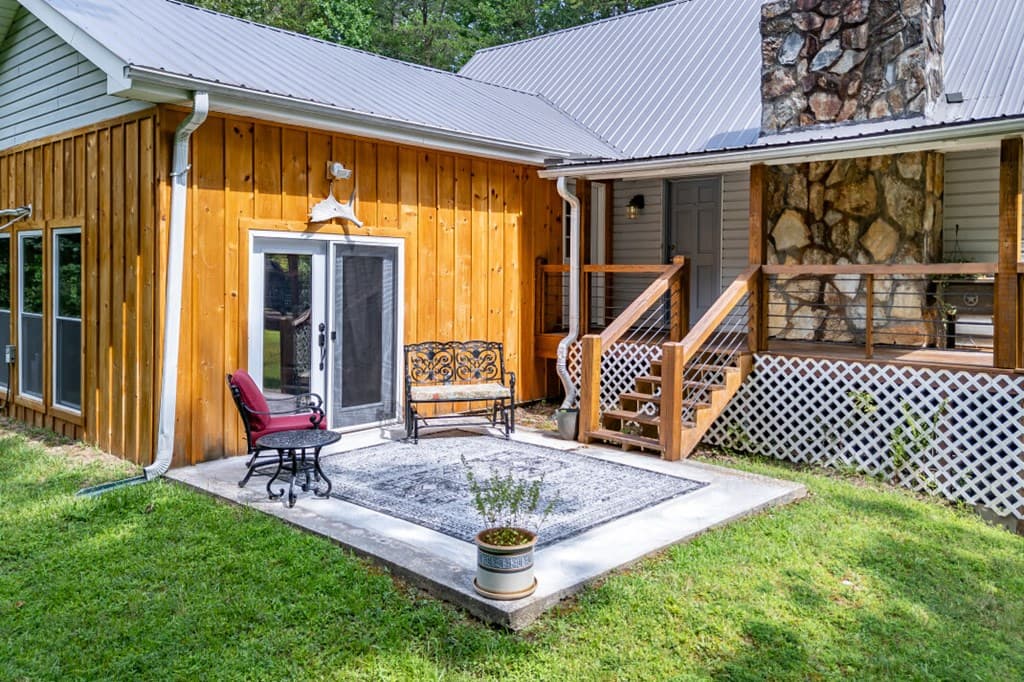 411 Piney Acres Road, Blue Ridge GA 30513 - Photo