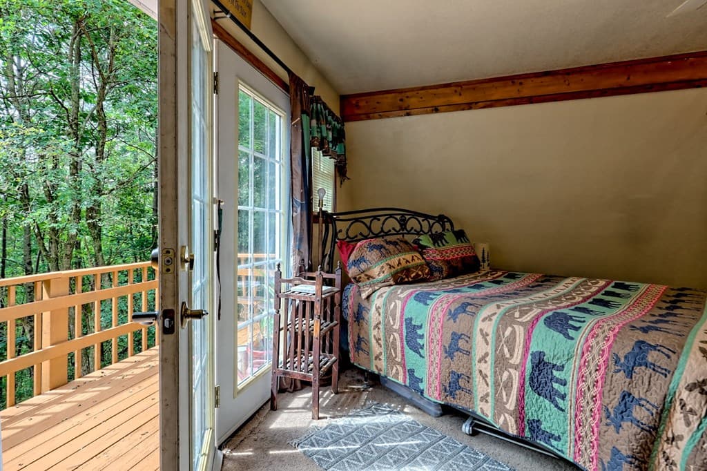 371 Wilderness Lake Drive, Murphy NC 28906 - Photo