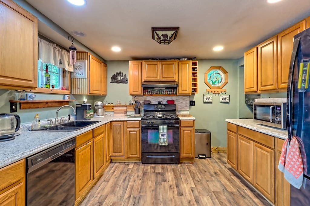 371 Wilderness Lake Drive, Murphy NC 28906 - Photo
