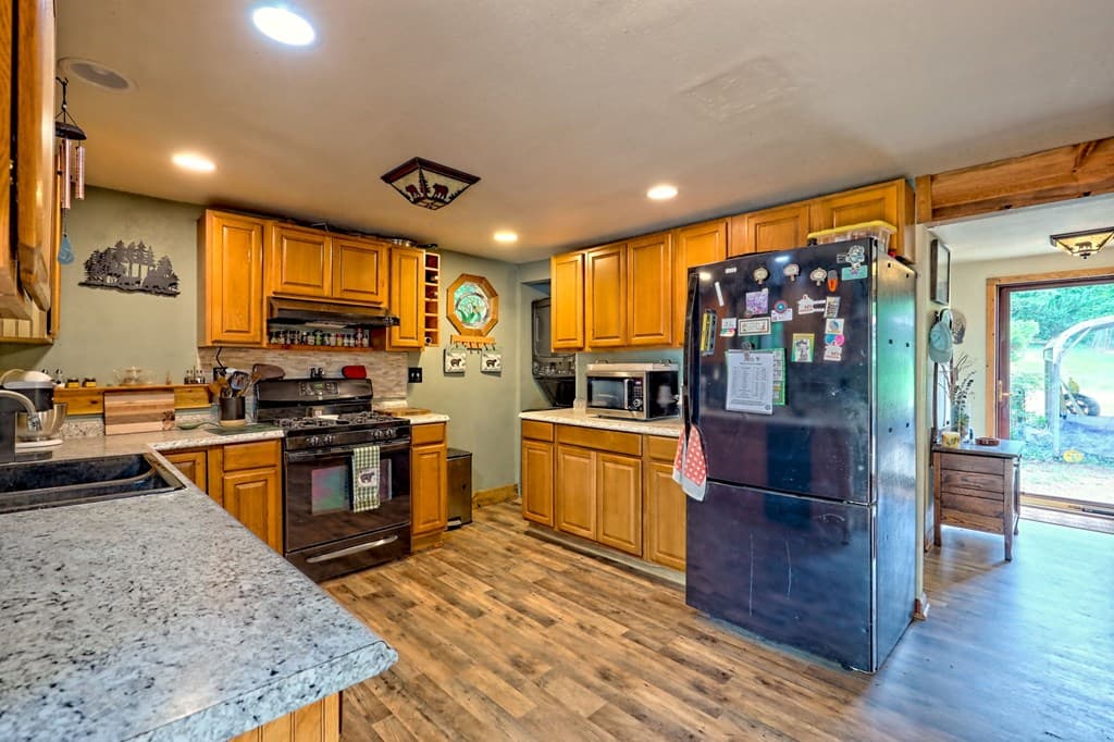 371 Wilderness Lake Drive, Murphy NC 28906 - Photo