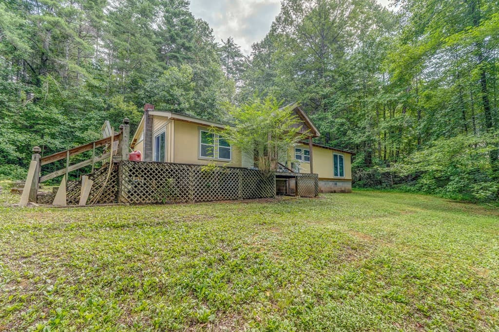10610 Chatsworth Hwy, Ellijay KY 40540 - Photo
