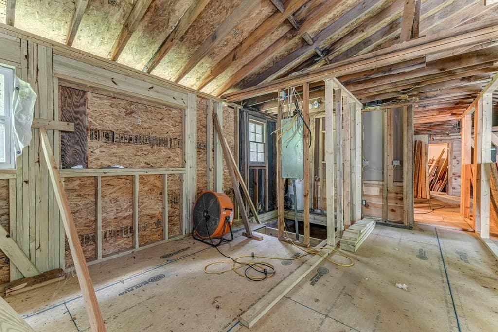 10610 Chatsworth Hwy, Ellijay KY 40540 - Photo