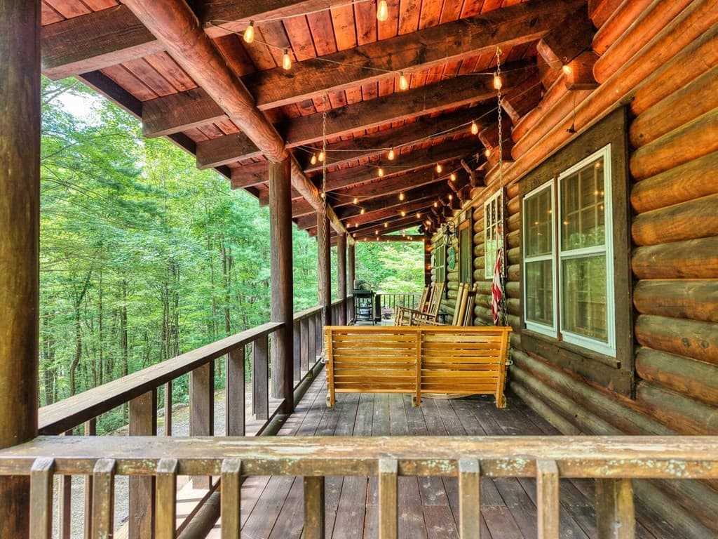 100 Reddick Drive, Blairsville GA 30512 - Photo