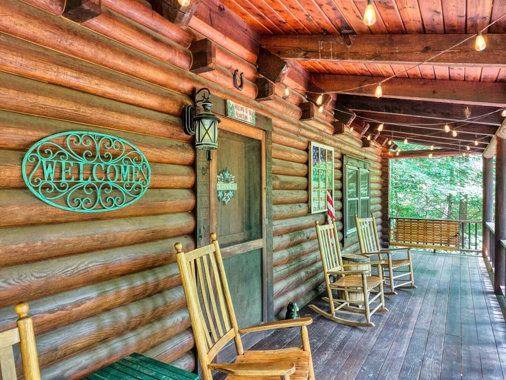 100 Reddick Drive, Blairsville GA 30512 - Photo