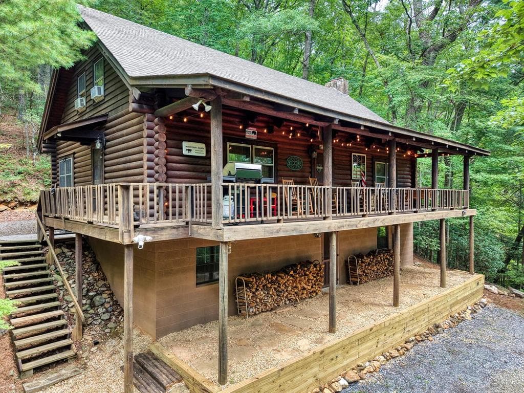100 Reddick Drive, Blairsville GA 30512 - Primary photo