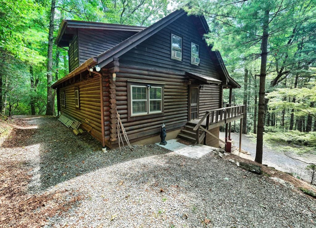 100 Reddick Drive, Blairsville GA 30512 - Photo