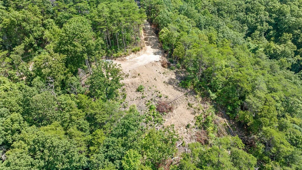 4404 Hwy 52, Chatsworth GA 30705 - Photo