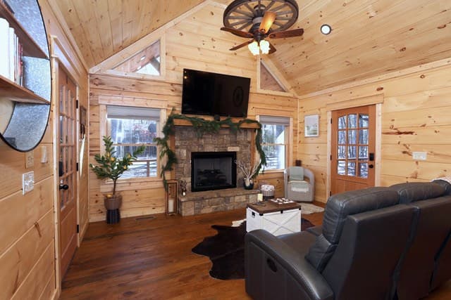 956 Lemmon Lane, Ellijay GA 30540 - Photo
