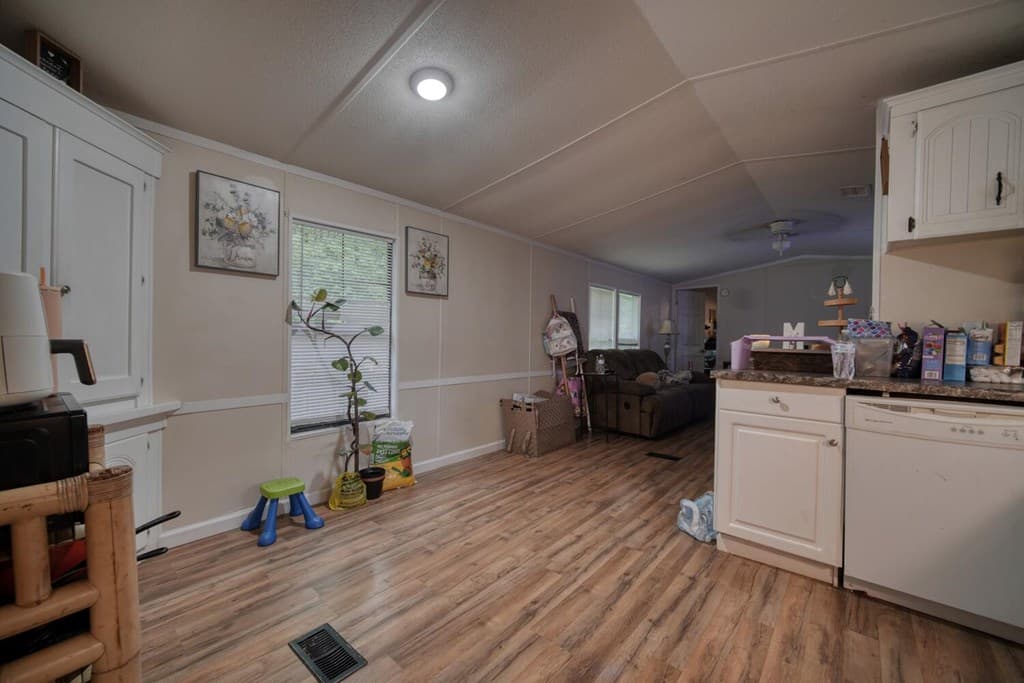 54 Bakeshop Lane, Cleveland GA 30528 - Photo