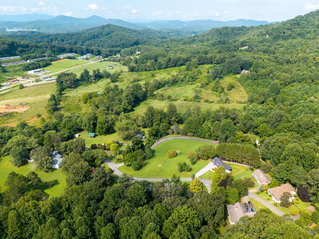 55 Chatuge Hills Drive, Hayesville NC 28904 - Photo