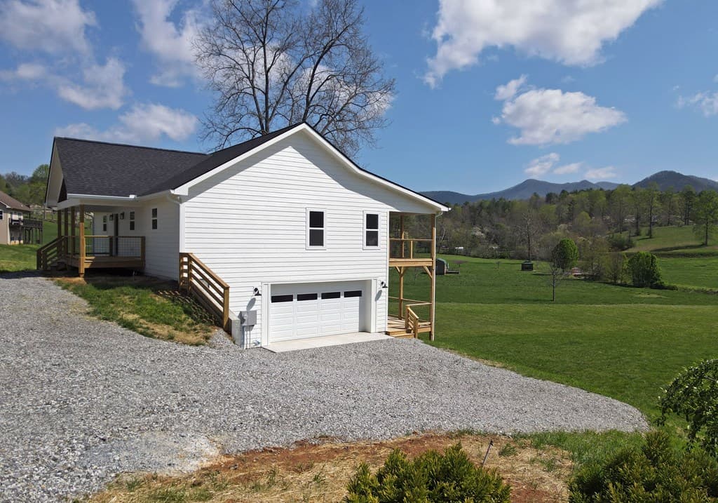 397 Everetts View, Blairsville GA 30512 - Photo