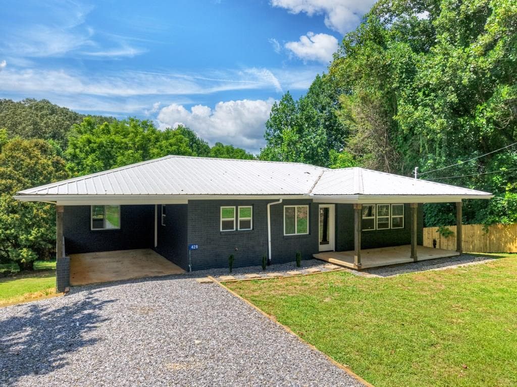 428 Kingtown Street, Mccaysville GA 30555 - Photo