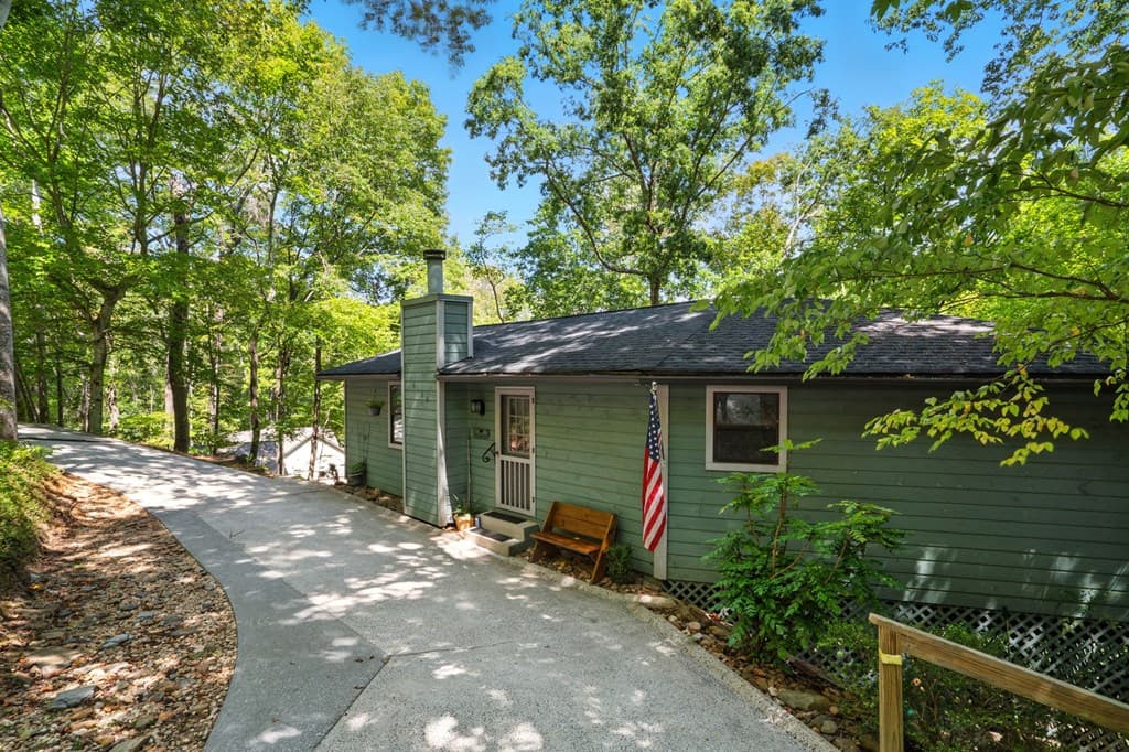816 Mulligan Way, Jasper GA 30143 - Photo