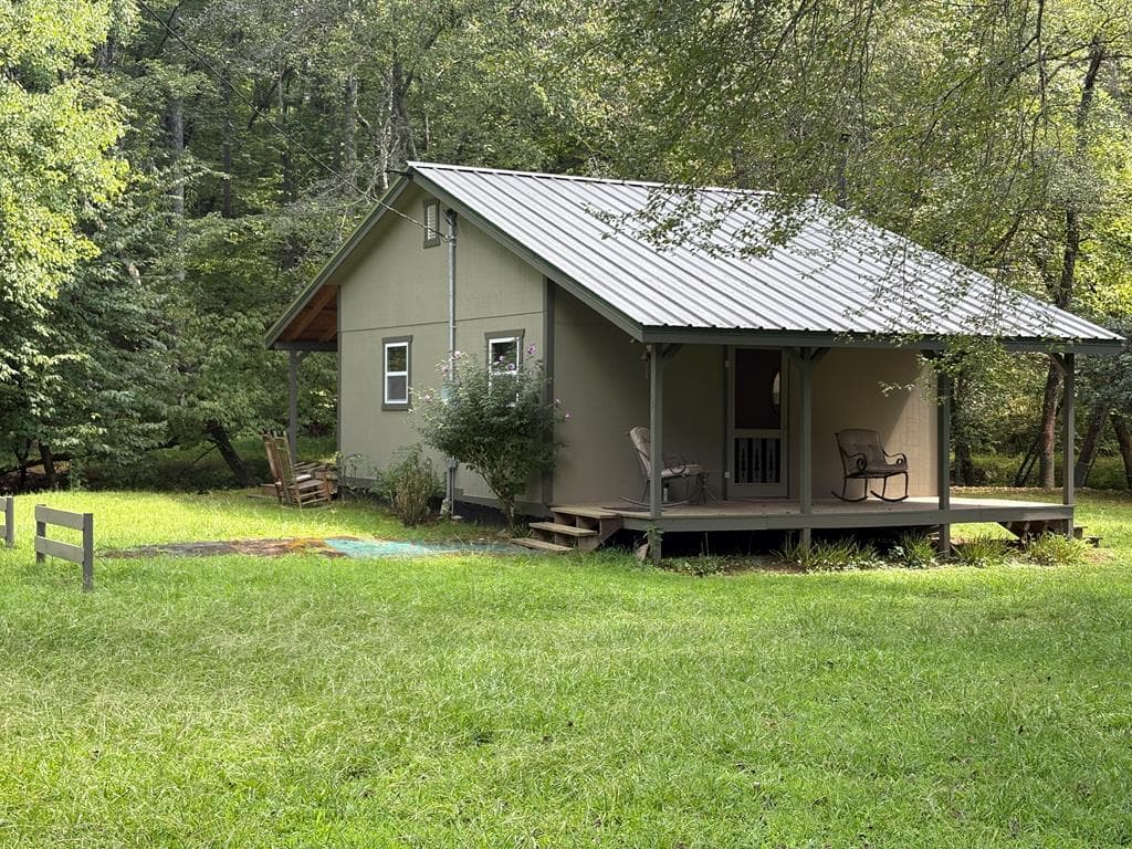 141 Friendship Lane, Mineral Bluff GA 30559 - Primary photo