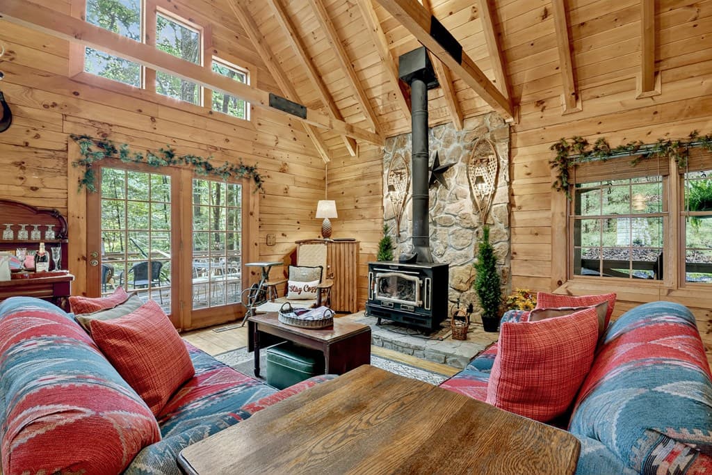 270 Walnut Mountain Road, Ellijay GA 30540 - Photo