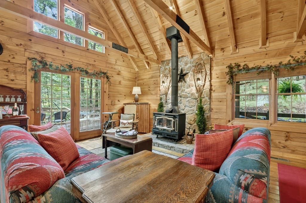 270 Walnut Mountain Road, Ellijay GA 30540 - Photo