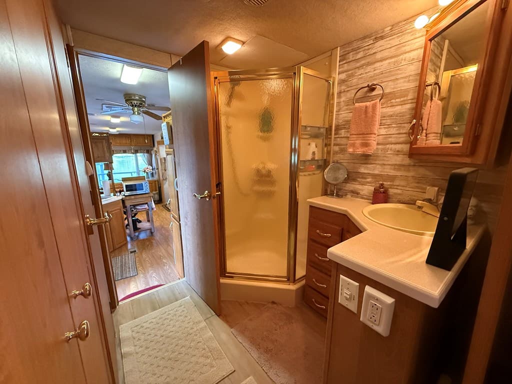 4225 River Bank Run, Hiawassee GA 30546 - Photo