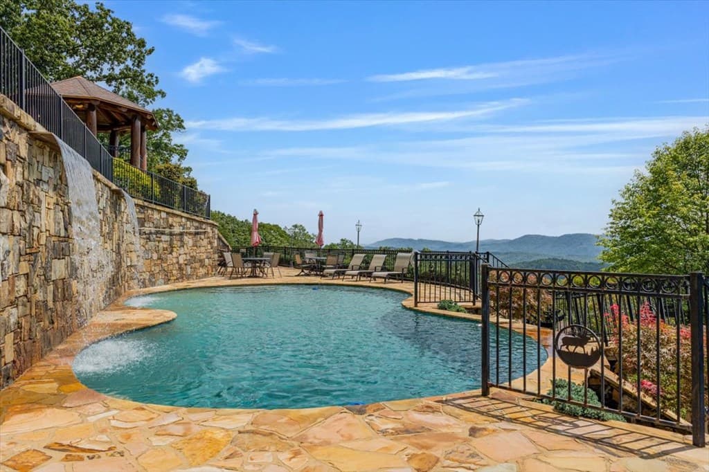 373 Rising Star Lane, Mineral Bluff GA 30559 - Photo