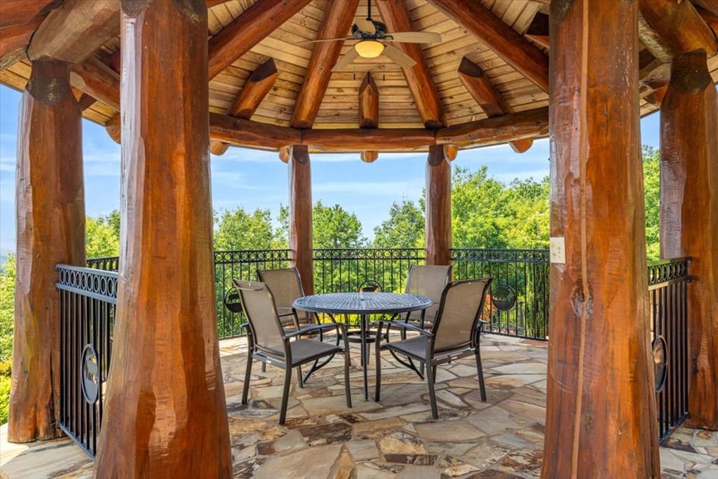 373 Rising Star Lane, Mineral Bluff GA 30559 - Photo
