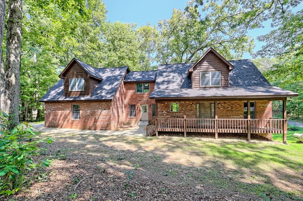2204 Cedar Cliff Road, Hiawassee GA 30546 - Photo