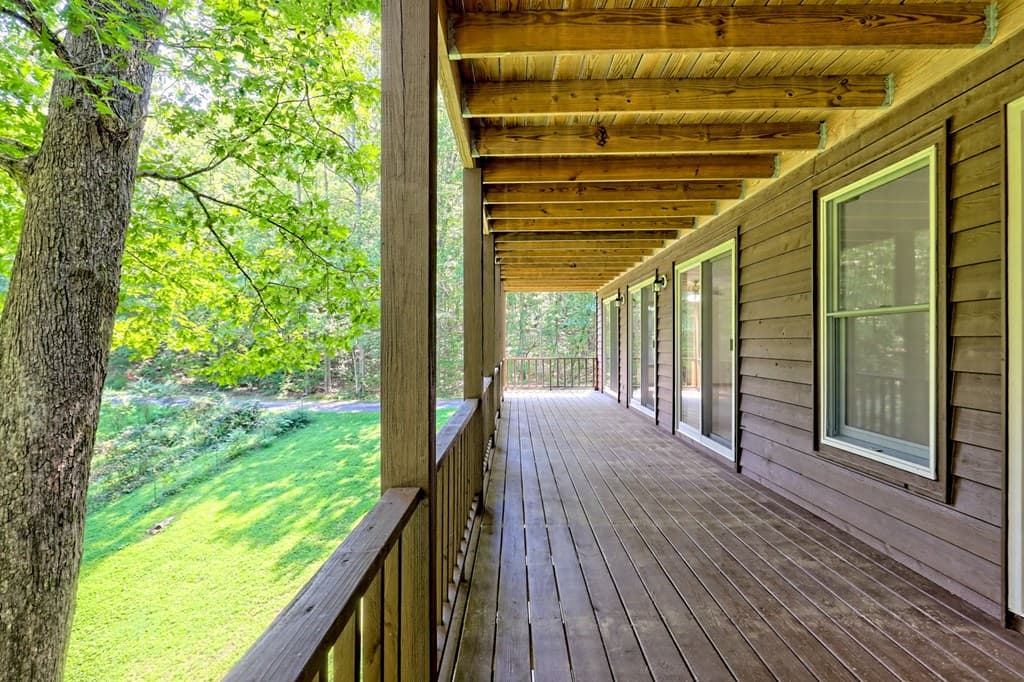 2204 Cedar Cliff Road, Hiawassee GA 30546 - Photo
