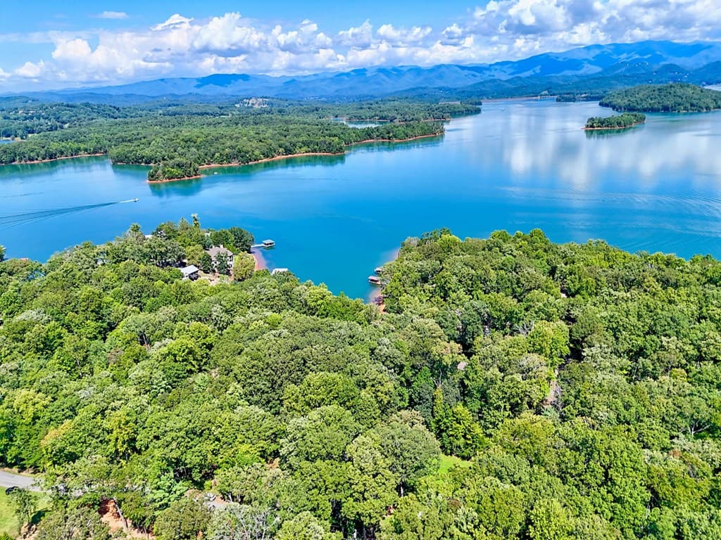 2204 Cedar Cliff Road, Hiawassee GA 30546 - Photo