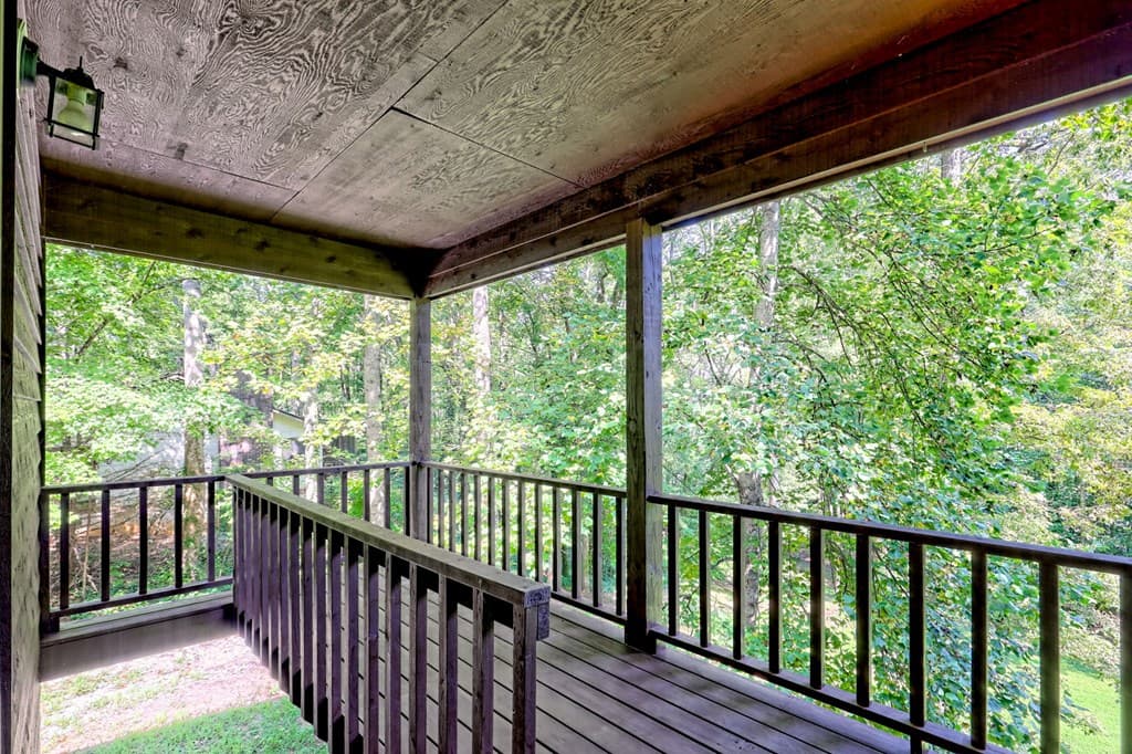 2204 Cedar Cliff Road, Hiawassee GA 30546 - Photo