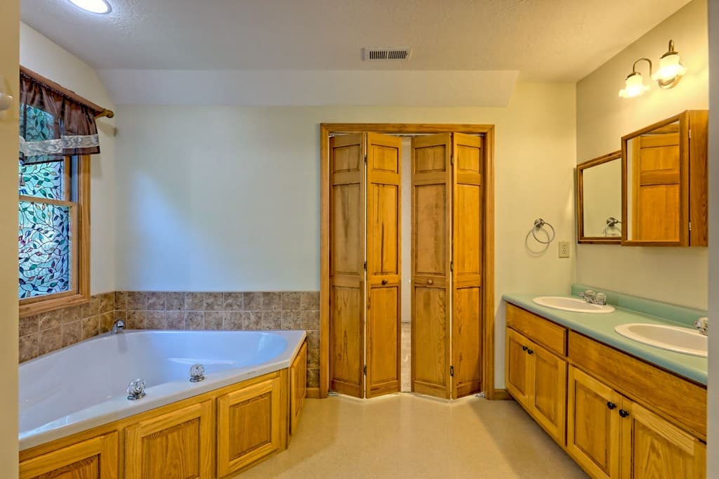2204 Cedar Cliff Road, Hiawassee GA 30546 - Photo