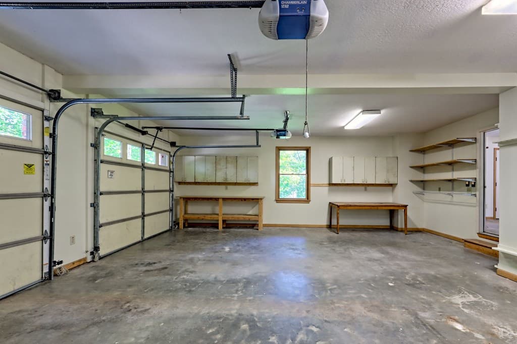 2204 Cedar Cliff Road, Hiawassee GA 30546 - Photo