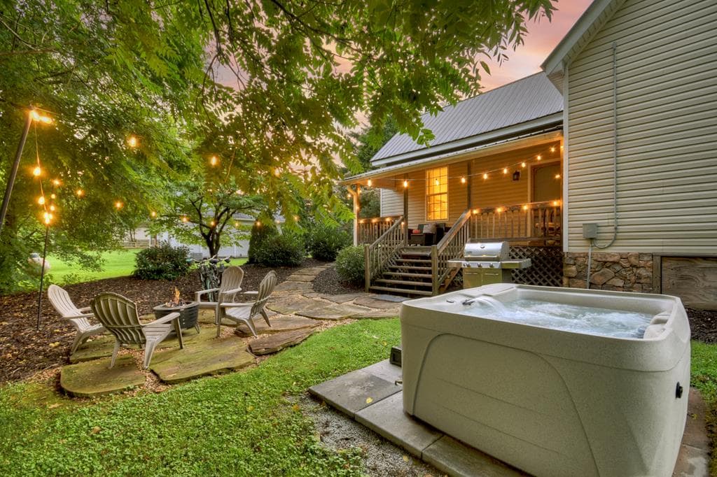 266 Ada Street, Blue Ridge GA 30513 - Photo
