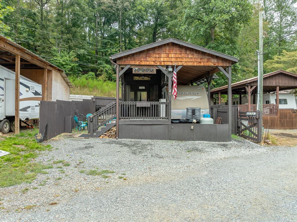 54 First Street, Ellijay GA 30540 - Photo