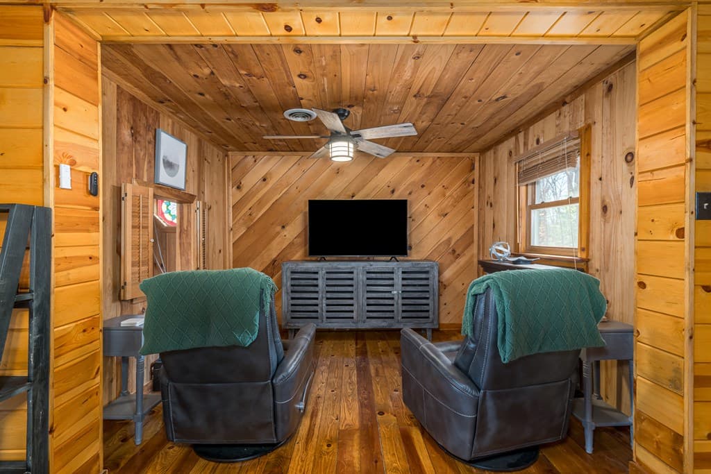 193 Alm Lane, Ellijay GA 30540 - Photo