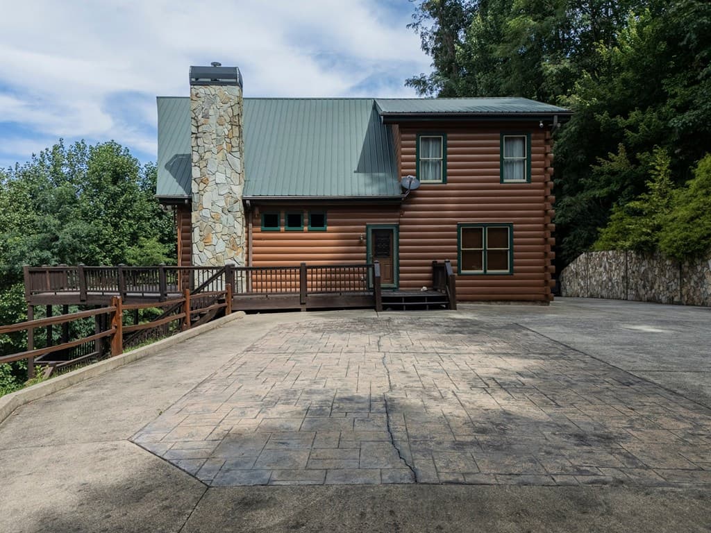 71 S Hidden Valley Drive, Ellijay GA 30536 - Photo