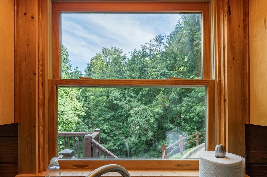71 S Hidden Valley Drive, Ellijay GA 30536 - Photo