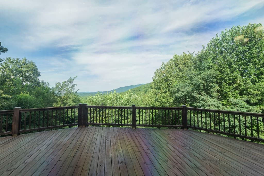 71 S Hidden Valley Drive, Ellijay GA 30536 - Photo