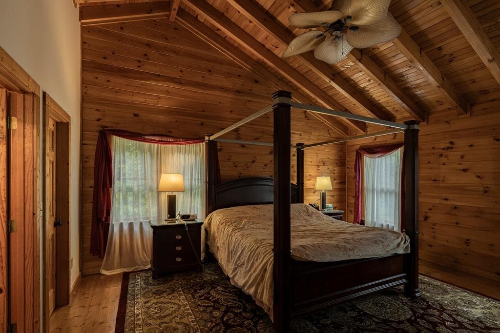 71 S Hidden Valley Drive, Ellijay GA 30536 - Photo