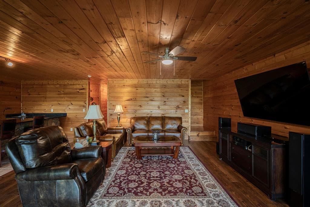 71 S Hidden Valley Drive, Ellijay GA 30536 - Photo