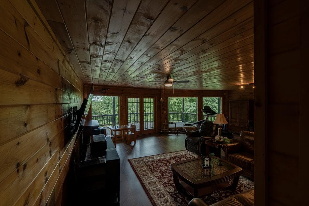 71 S Hidden Valley Drive, Ellijay GA 30536 - Photo