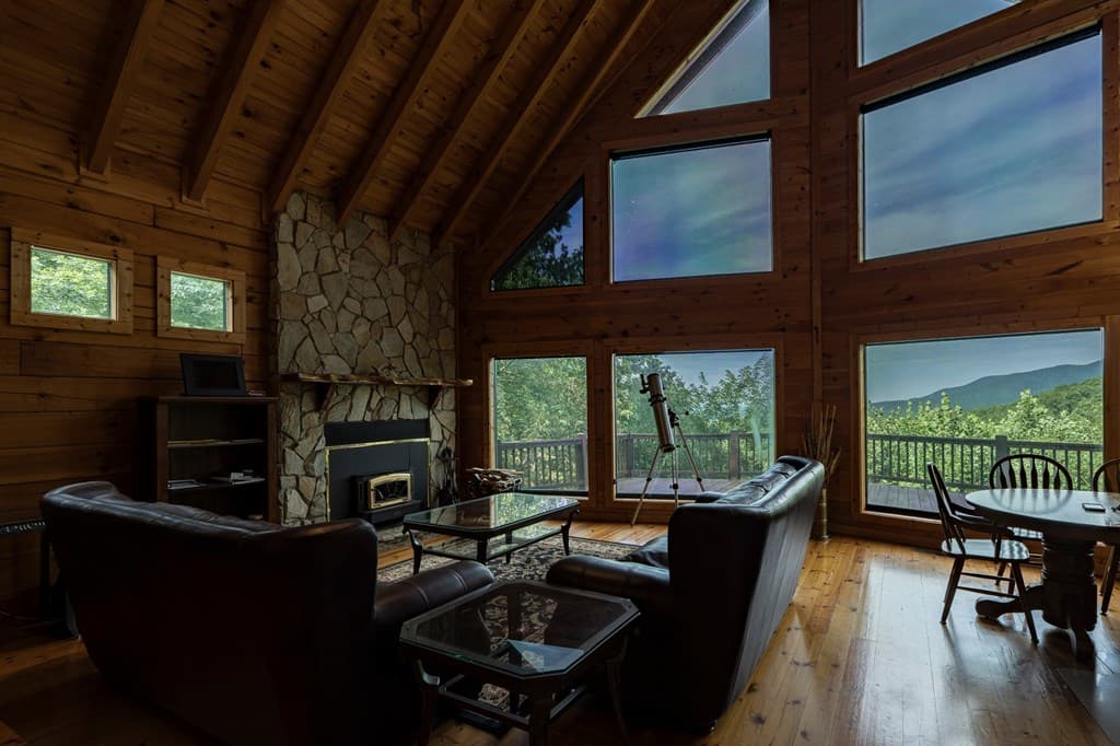 71 S Hidden Valley Drive, Ellijay GA 30536 - Photo