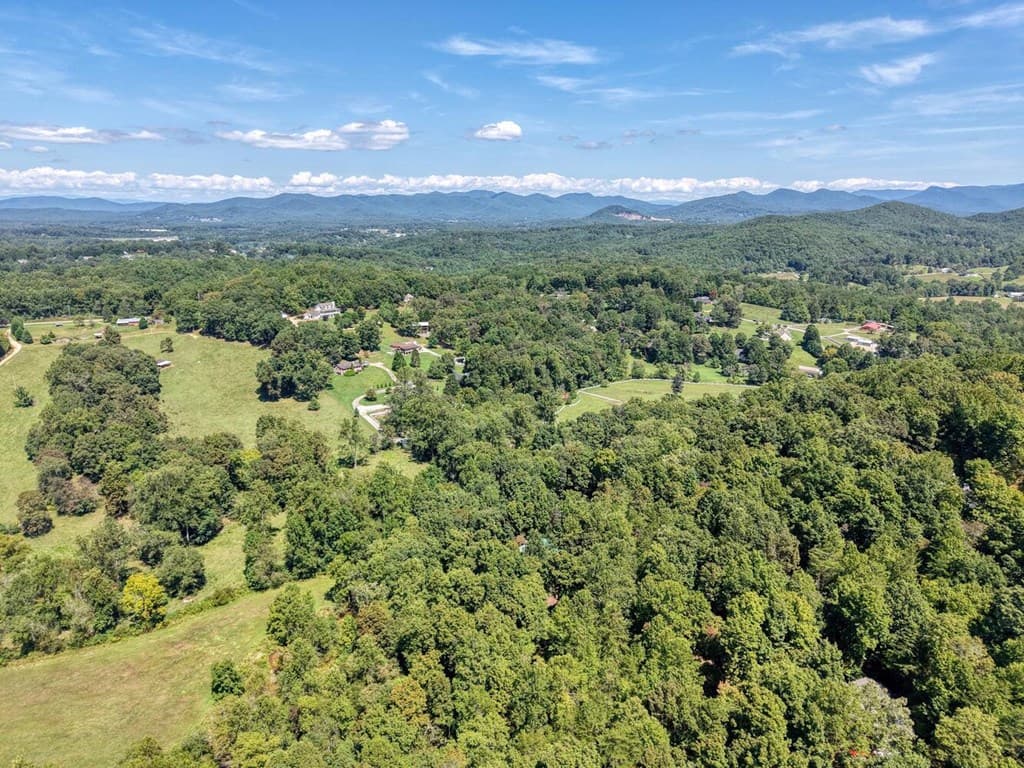 330 Coosa Run, Blairsville GA 30512 - Photo