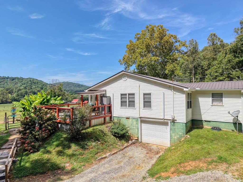 729 Collins Road, Blairsville GA 30512 - Photo