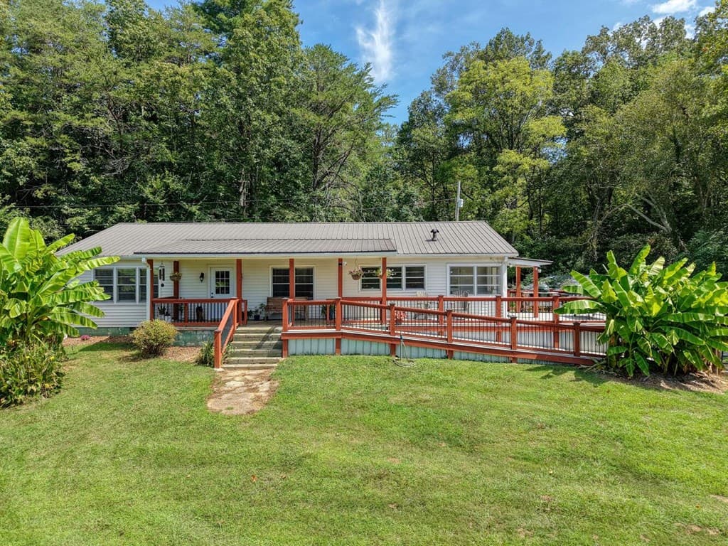 729 Collins Road, Blairsville GA 30512 - Photo