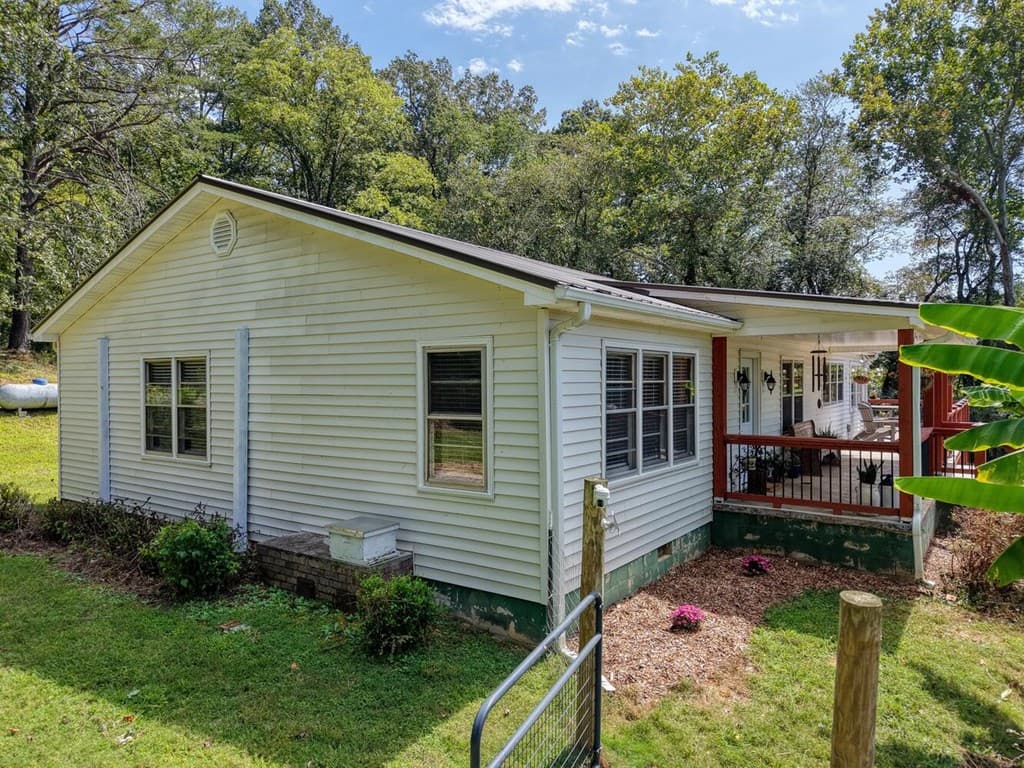 729 Collins Road, Blairsville GA 30512 - Photo