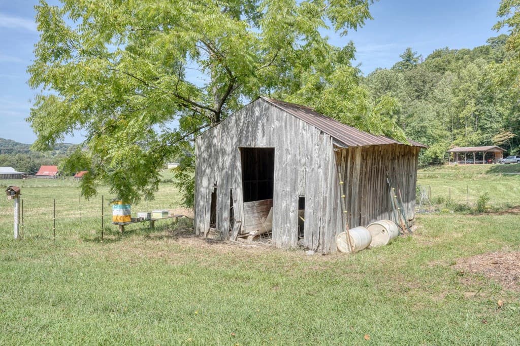 729 Collins Road, Blairsville GA 30512 - Photo