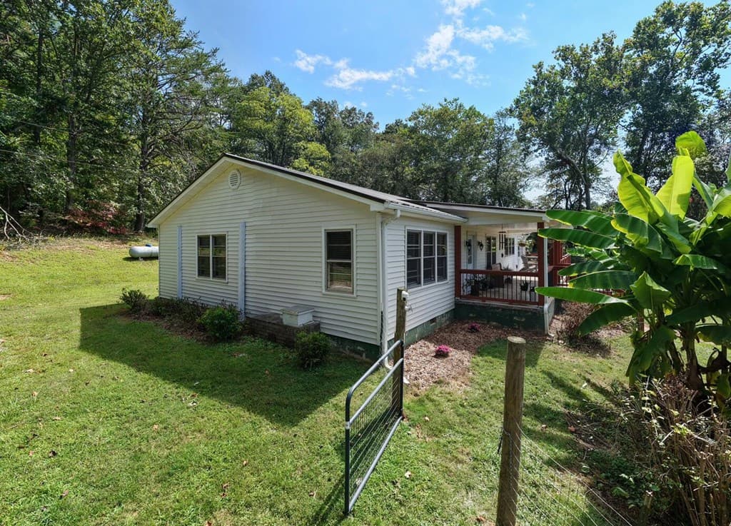 729 Collins Road, Blairsville GA 30512 - Photo