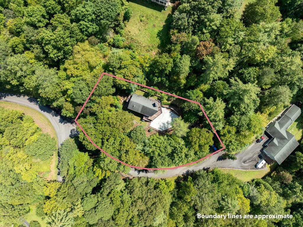 77 Souther Mill Overlook, Blairsville GA 30512 - Photo