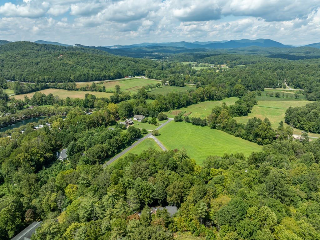 77 Souther Mill Overlook, Blairsville GA 30512 - Photo