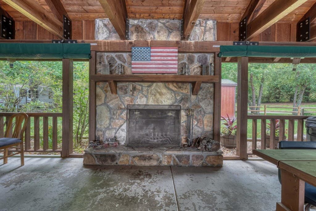254 Vista Circle, Blairsville GA 30512 - Photo
